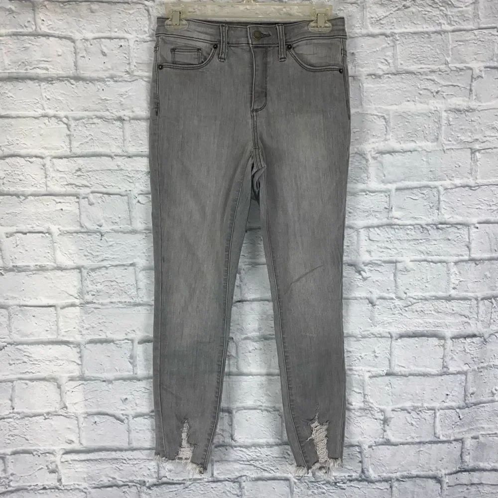 Universal thread cotton blend hi rise skinny crop jeans sz 2